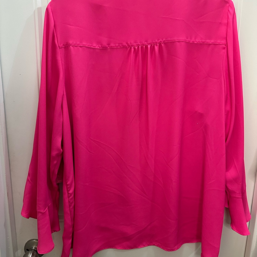 NWT Vince Camuto Fuchsia V-Neck Blouse 3x boho - Picture 5 of 7